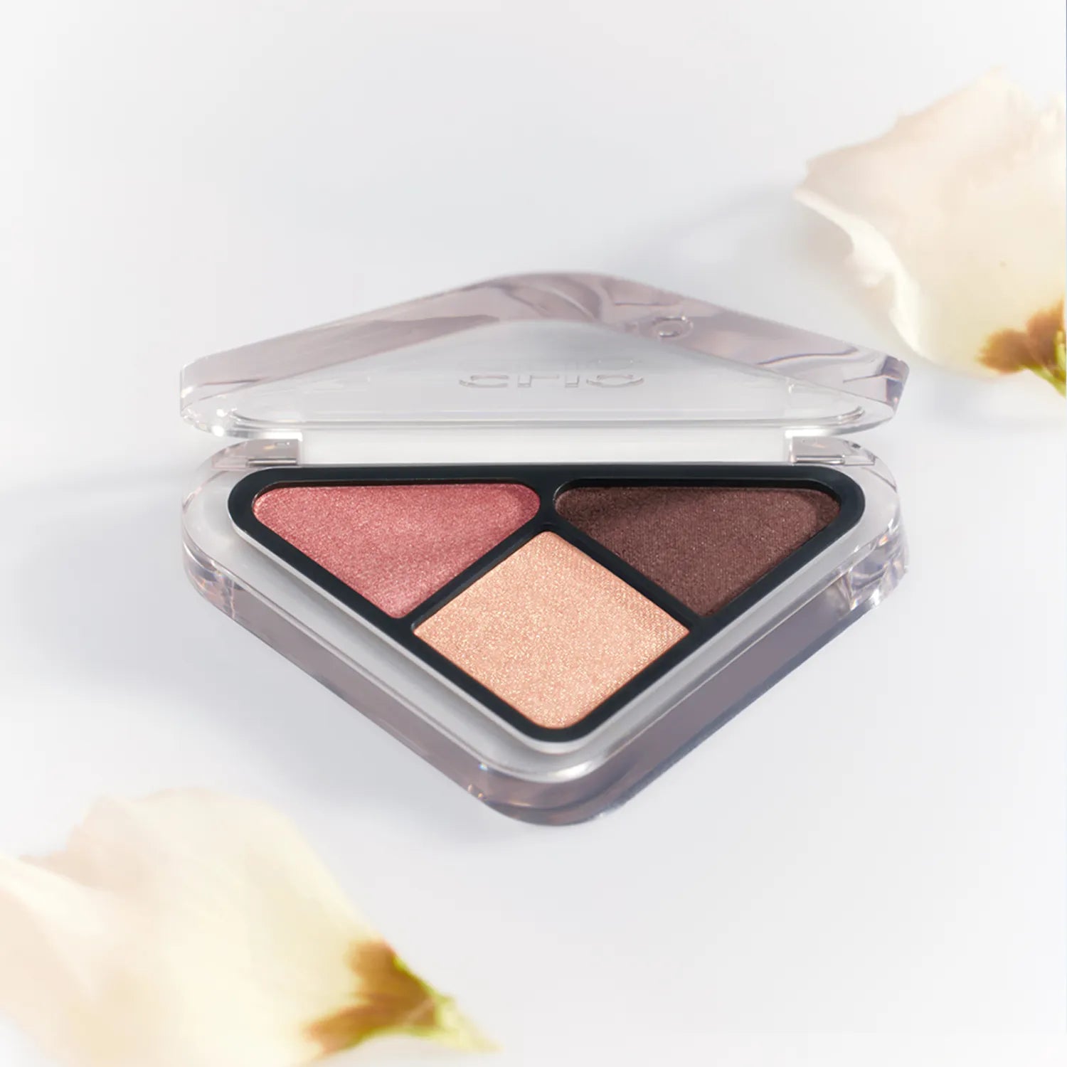 CLIO Essential Shadow Tap (5 Options)